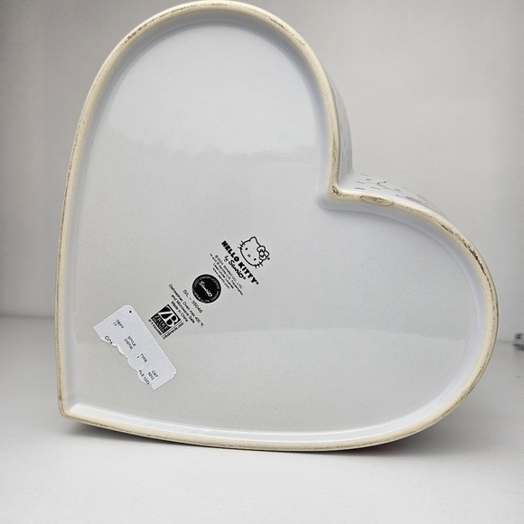 Hello Kitty Heart Shape Baking Dish - Picture 5 of 6